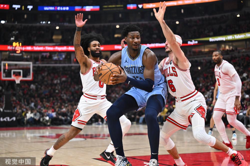 向中路队友 向中路队友